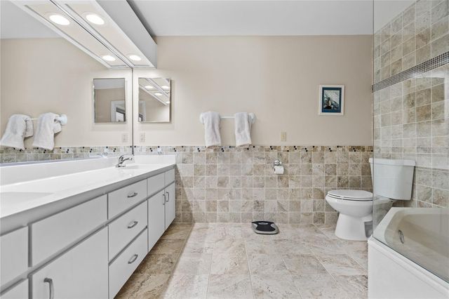 254 GLENBRIAR CIRCLE, Daytona Beach, FL 32114