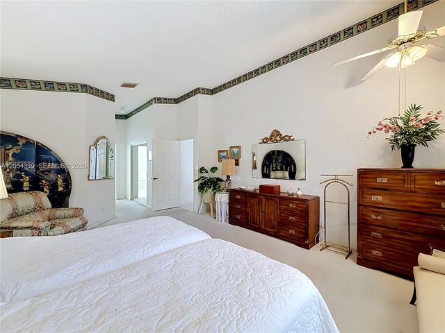9786 Lemonwood Ct, Boynton Beach, FL 33437