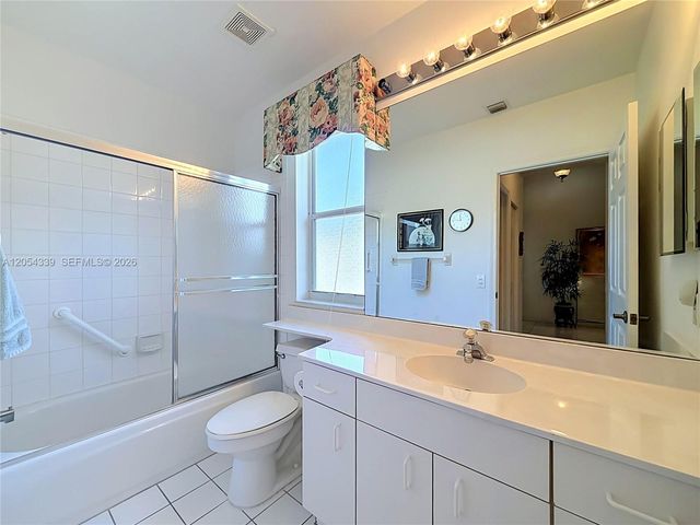 9786 Lemonwood Ct, Boynton Beach, FL 33437