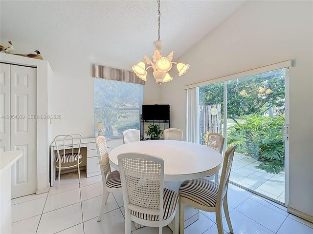 9786 Lemonwood Ct, Boynton Beach, FL 33437