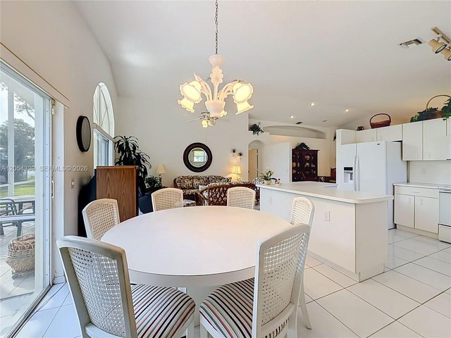 9786 Lemonwood Ct, Boynton Beach, FL 33437