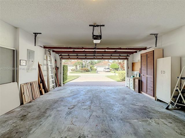 9786 Lemonwood Ct, Boynton Beach, FL 33437