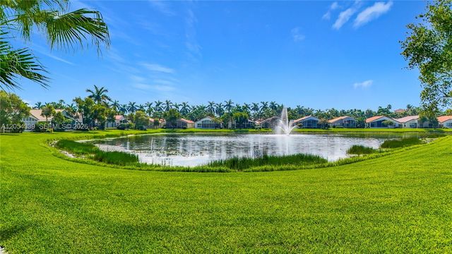 9786 Lemonwood Ct, Boynton Beach, FL 33437