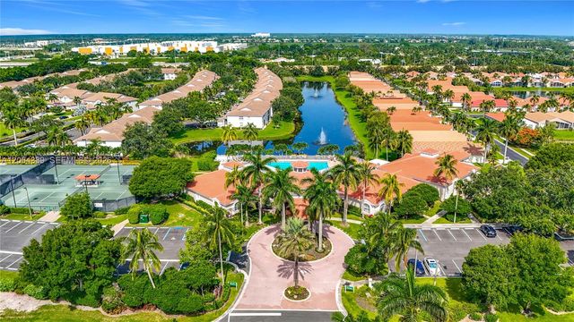 9786 Lemonwood Ct, Boynton Beach, FL 33437