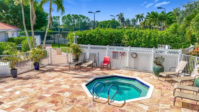 9786 Lemonwood Ct, Boynton Beach, FL 33437