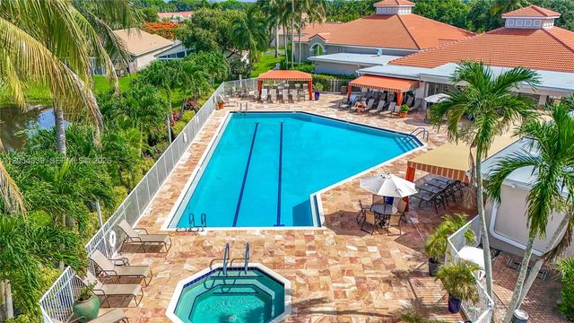 9786 Lemonwood Ct, Boynton Beach, FL 33437