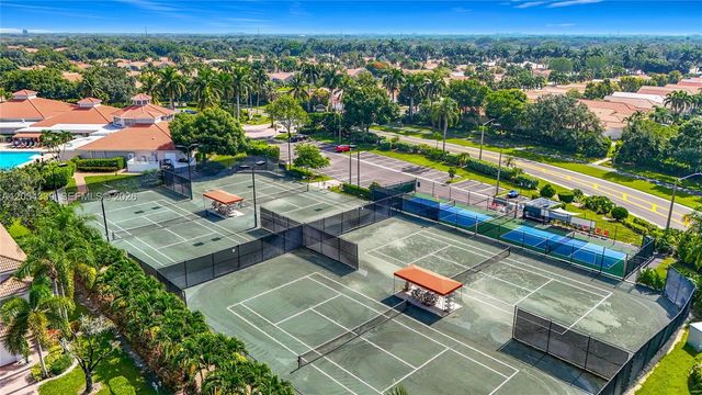 9786 Lemonwood Ct, Boynton Beach, FL 33437