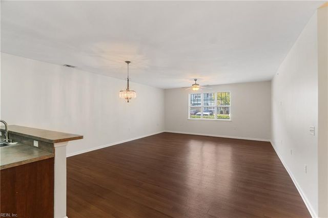 2424 Chancery Ln Apt 105, Chesapeake, VA 23321