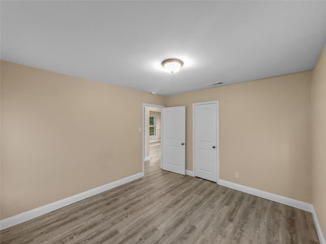4212 Mccart Avenue, Fort Worth, TX 76115