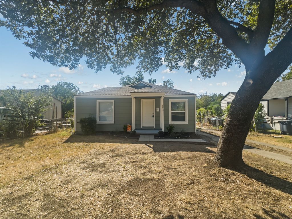 4212 Mccart Avenue, Fort Worth, TX 76115