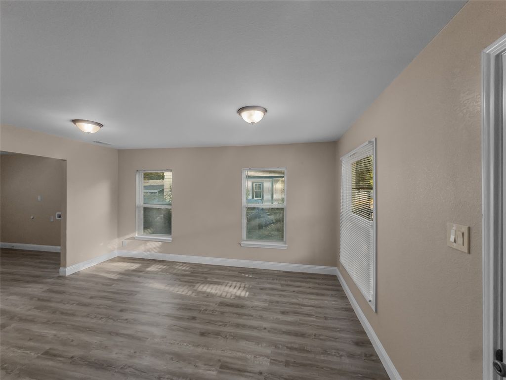 4212 Mccart Avenue, Fort Worth, TX 76115 — photo 5