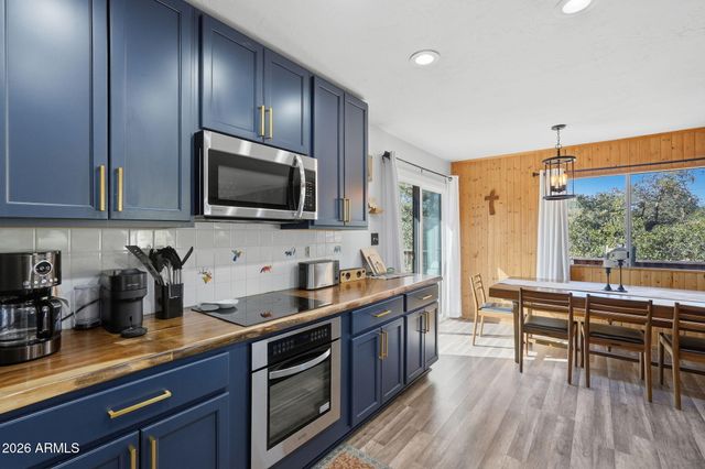 8247 W RALLS Drive, Pine, AZ 85544