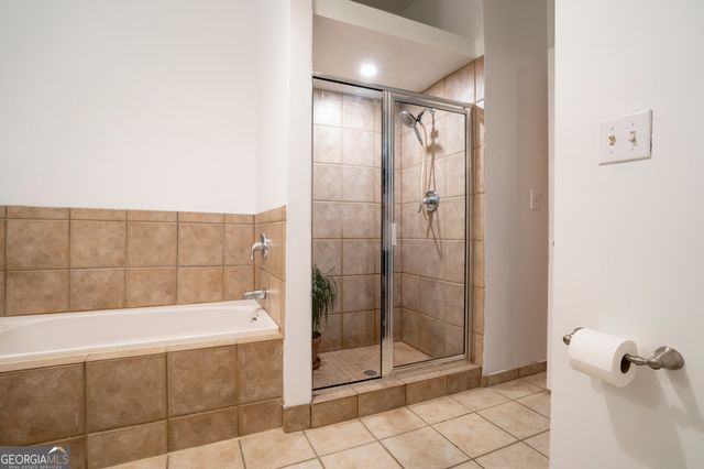 1596 Cleveland Avenue APT 301, East Point, GA 30344