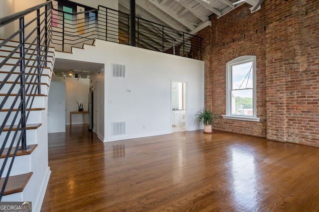 1596 Cleveland Avenue APT 301, East Point, GA 30344