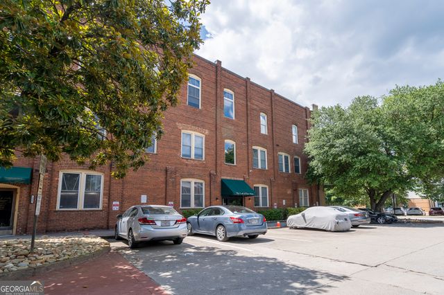 1596 Cleveland Avenue APT 301, East Point, GA 30344