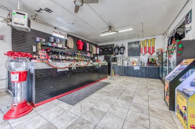 601 N Fresno Street, Fresno, CA 93701