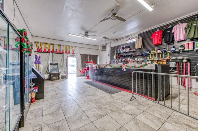 601 N Fresno Street, Fresno, CA 93701