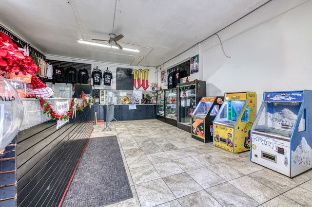 601 N Fresno Street, Fresno, CA 93701