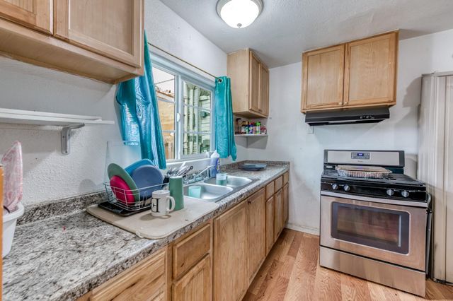 601 N Fresno Street, Fresno, CA 93701