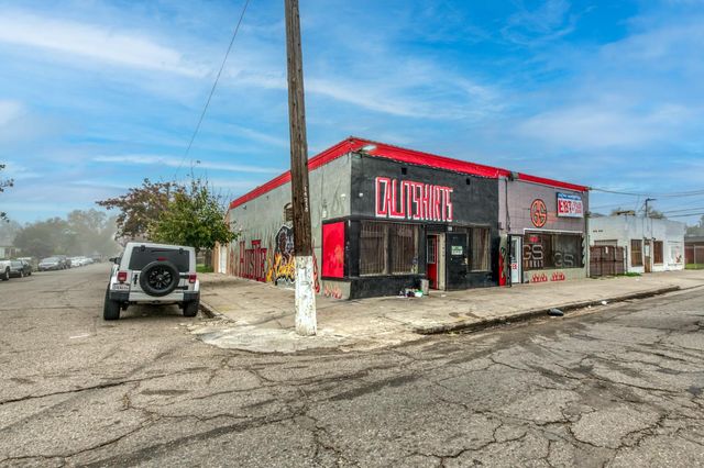 601 N Fresno Street, Fresno, CA 93701