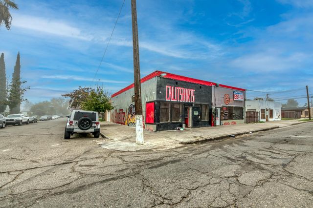 601 N Fresno Street, Fresno, CA 93701