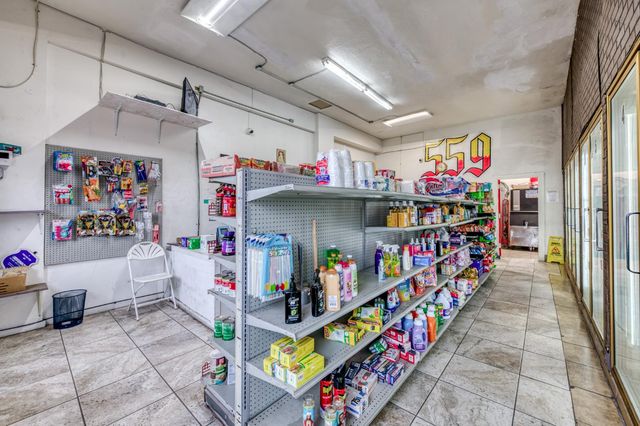 601 N Fresno Street, Fresno, CA 93701