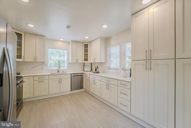 4031 18TH ST S, Arlington, VA 22204