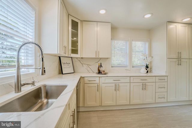 4031 18TH ST S, Arlington, VA 22204