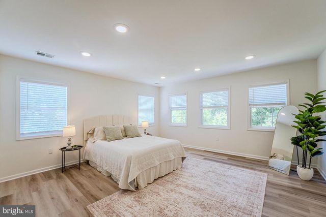 4031 18TH ST S, Arlington, VA 22204