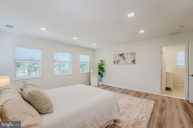4031 18TH ST S, Arlington, VA 22204