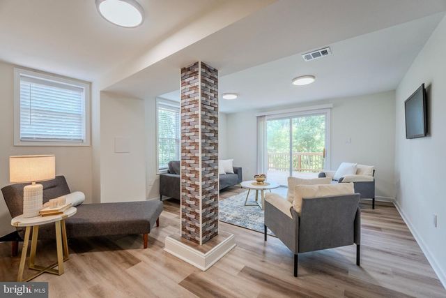 4031 18TH ST S, Arlington, VA 22204