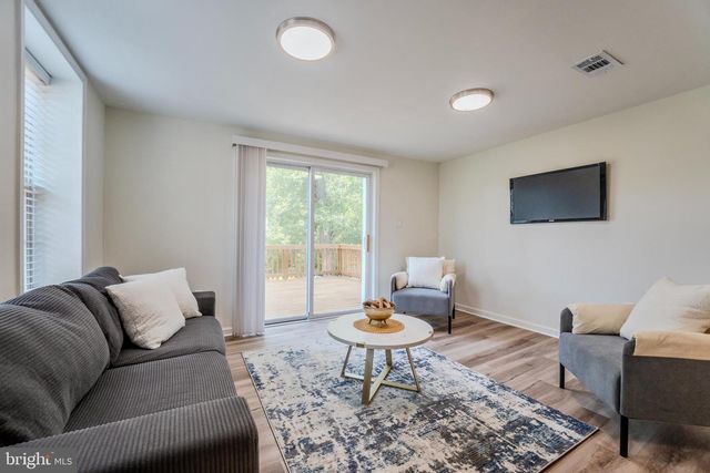 4031 18TH ST S, Arlington, VA 22204