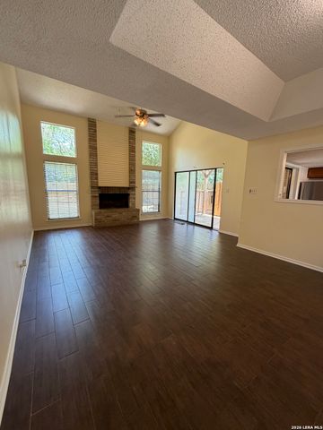 9510 Scots Gln, San Antonio, TX 78240