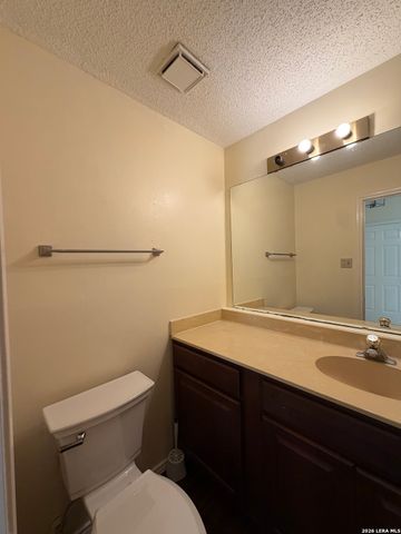 9510 Scots Gln, San Antonio, TX 78240