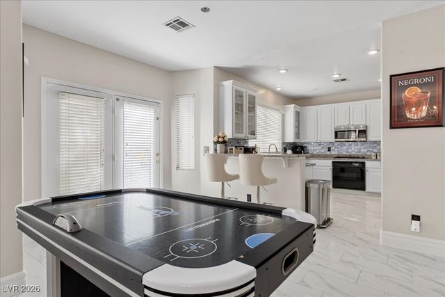 9378 Chateau St Jean Drive, Las Vegas, NV 89123
