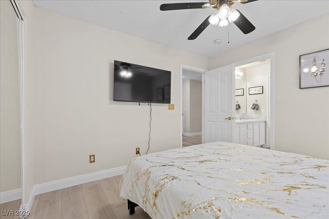 9378 Chateau St Jean Drive, Las Vegas, NV 89123