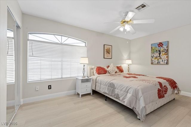 9378 Chateau St Jean Drive, Las Vegas, NV 89123