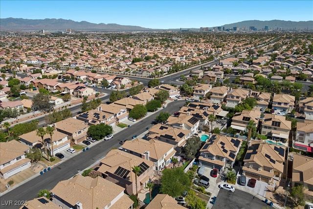 9378 Chateau St Jean Drive, Las Vegas, NV 89123