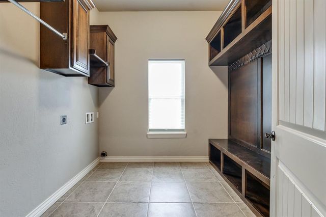 2082 Vaquero Court, Edmond, OK 73034