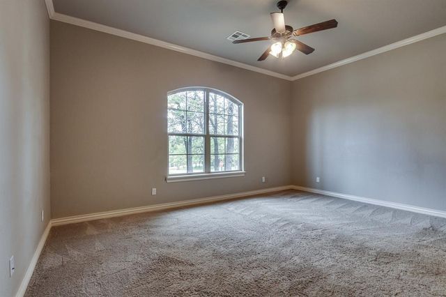 2082 Vaquero Court, Edmond, OK 73034