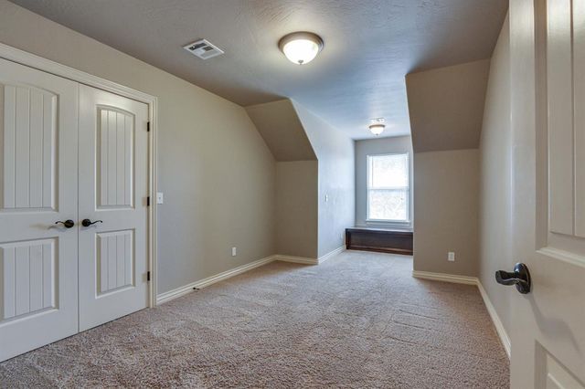 2082 Vaquero Court, Edmond, OK 73034