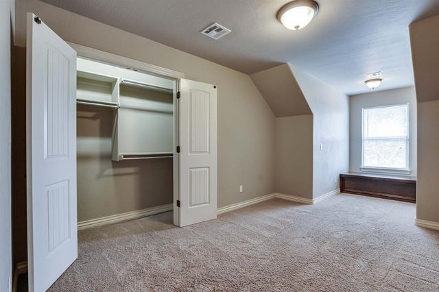 2082 Vaquero Court, Edmond, OK 73034