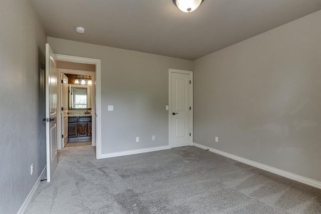 2082 Vaquero Court, Edmond, OK 73034