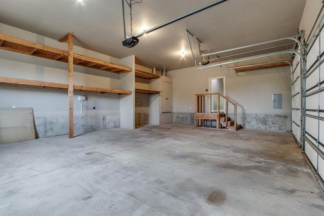 2082 Vaquero Court, Edmond, OK 73034