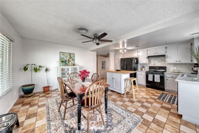 5270 Burnham Avenue, Las Vegas, NV 89119