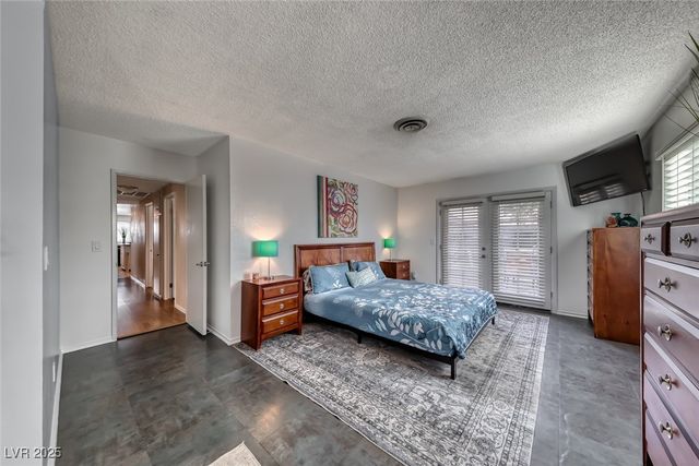 5270 Burnham Avenue, Las Vegas, NV 89119