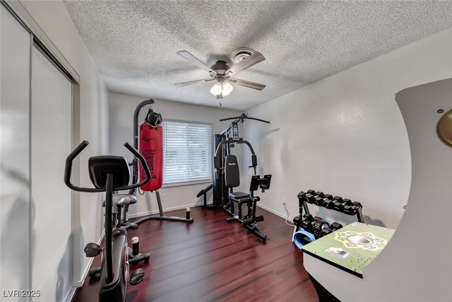 5270 Burnham Avenue, Las Vegas, NV 89119