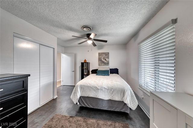 5270 Burnham Avenue, Las Vegas, NV 89119