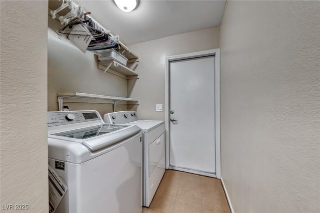 5270 Burnham Avenue, Las Vegas, NV 89119