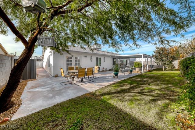 5270 Burnham Avenue, Las Vegas, NV 89119